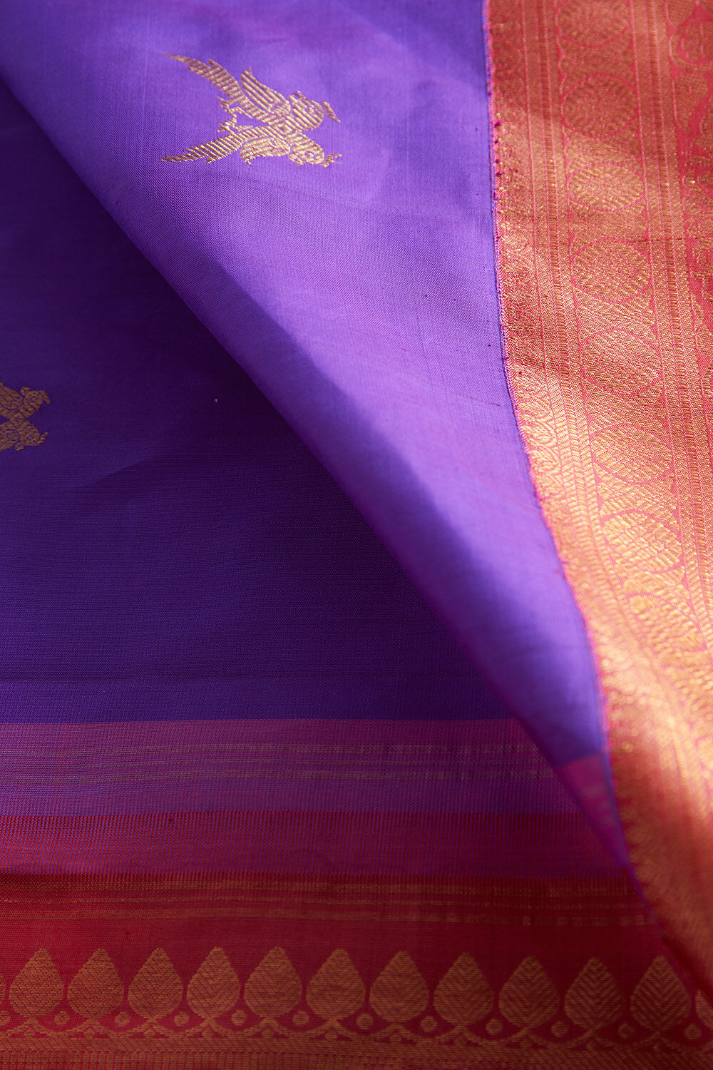 Purple Woven Pure Silk Kanjivaram Saree image number null