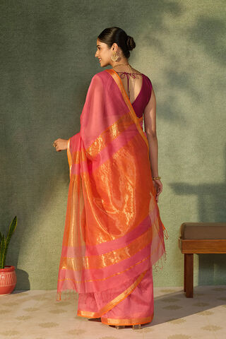 Pink Woven Pure Silk Cotton Maheshwari Saree thumbnail image number null