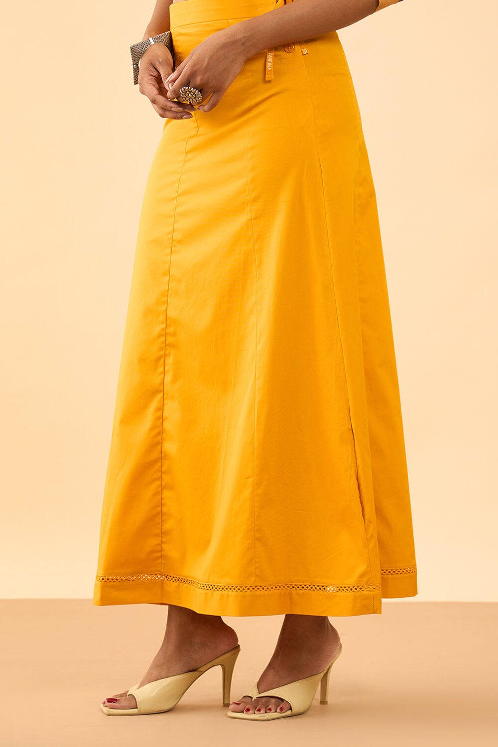 Yellow Woven Cotton Lycra Inskirt image number null