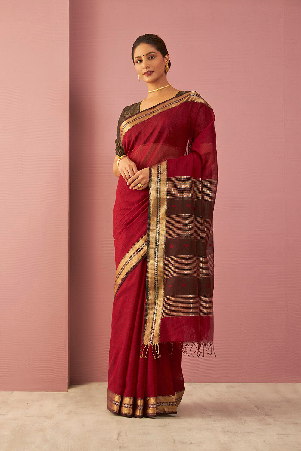Red Woven Pure Silk Cotton Maheshwari Saree image number null