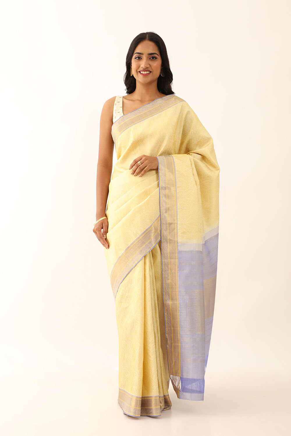 Off White Pure Silk Woven kanjivaram Saree image number null
