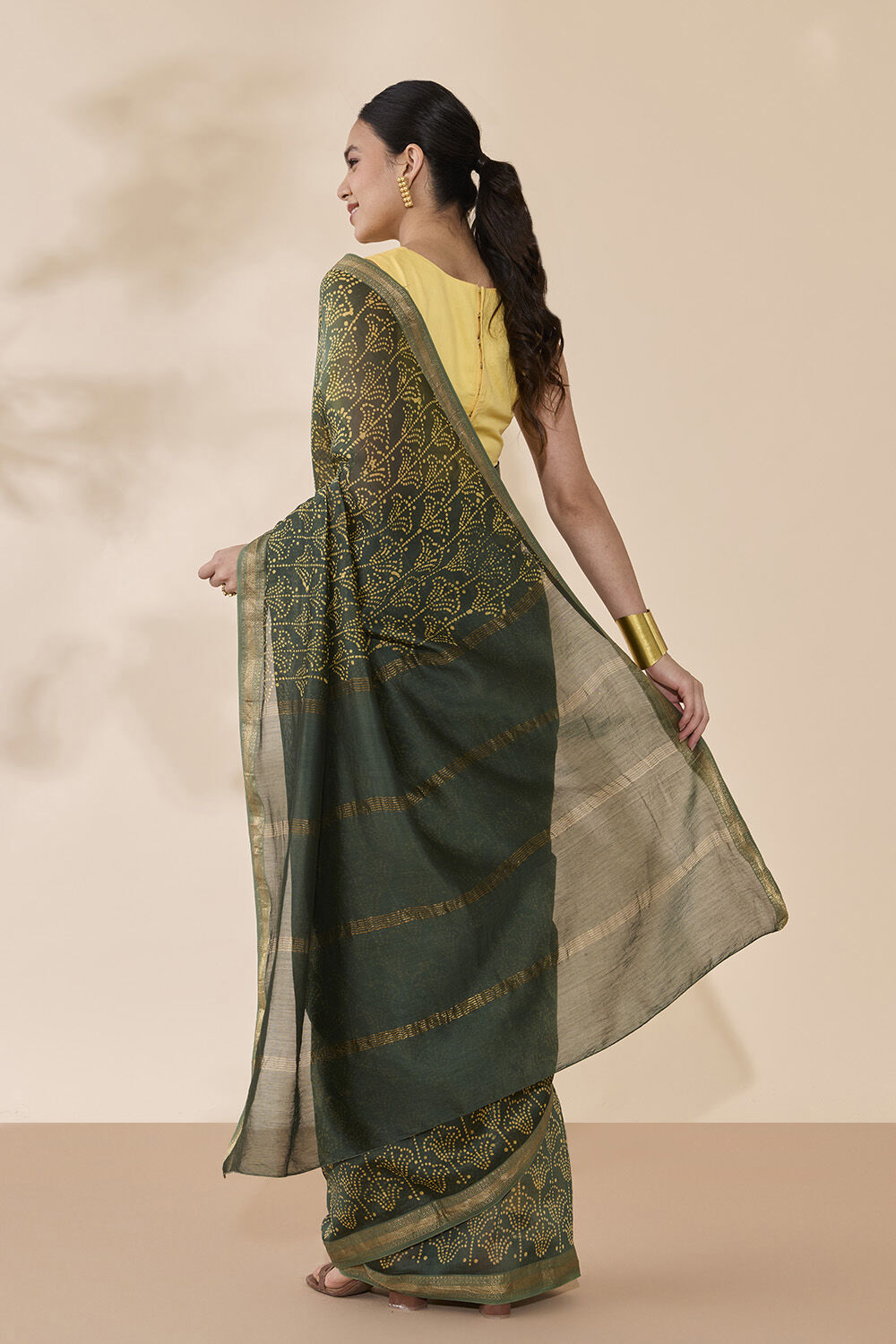 Dark Green Batik Pure Silk Cotton Ujjain Saree image number null