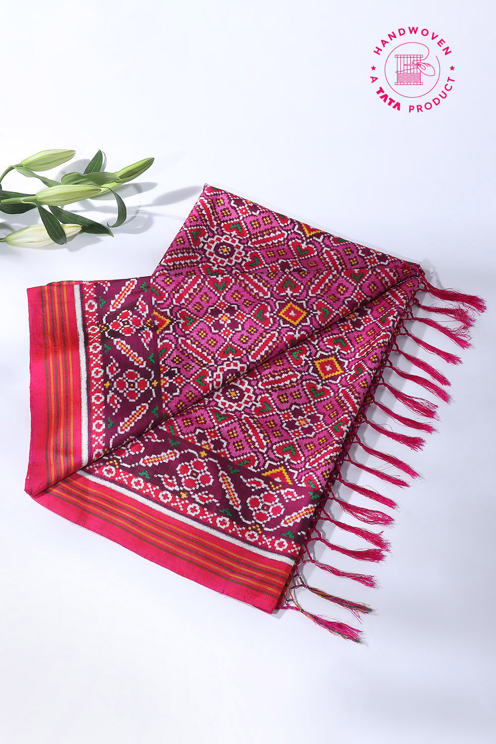 Pink Pure Silk Patan Patola Manekchok Bhat Saree image number null