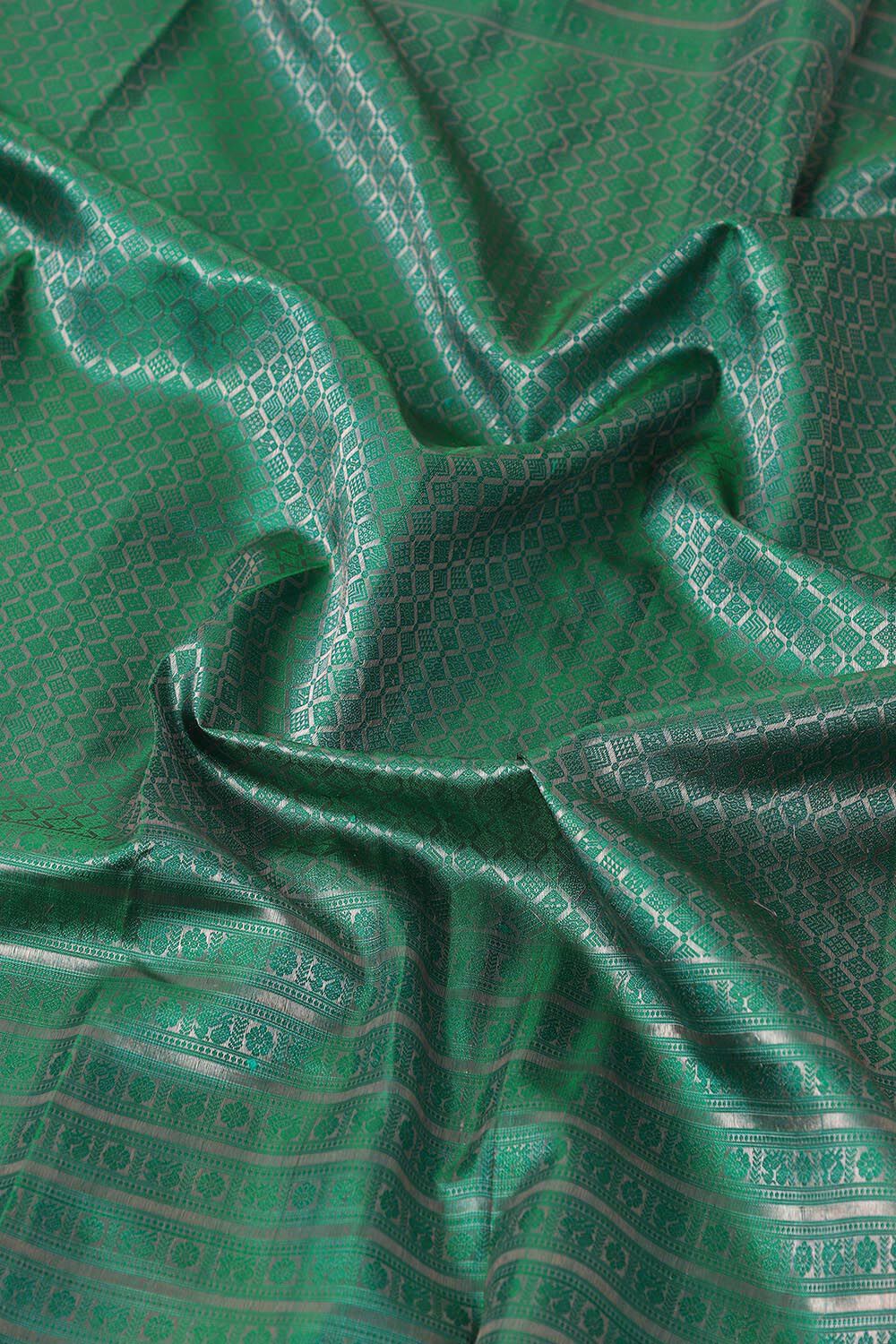 Dark Green Pure Silk Kanjivaram Saree image number null