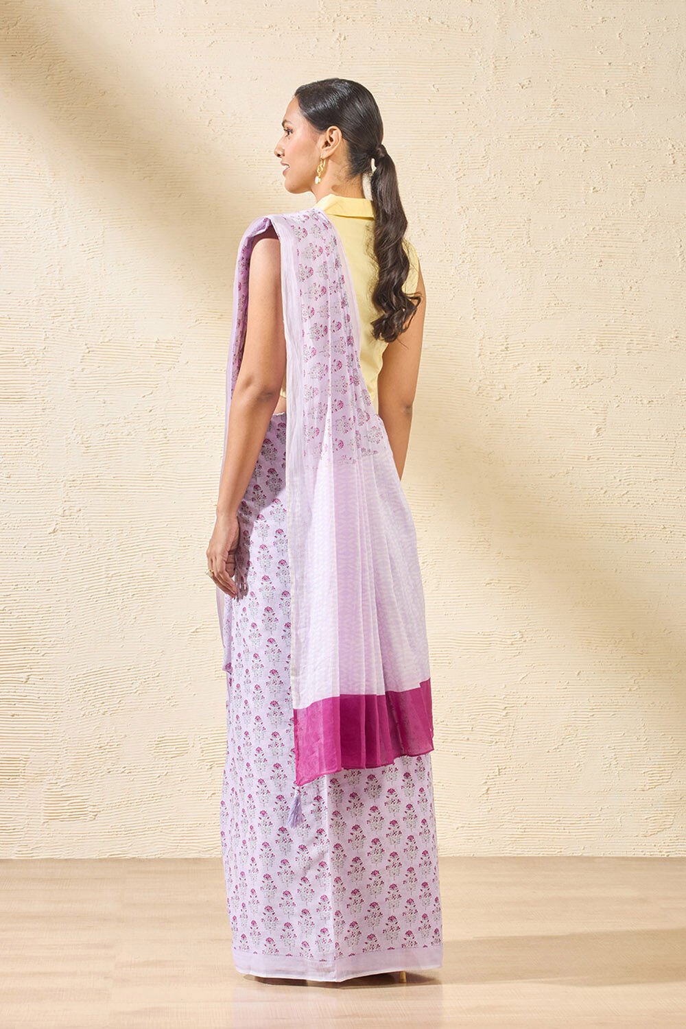 Light Violet Screen Printed Bengal Pure Mulmul Cotton Saree image number null