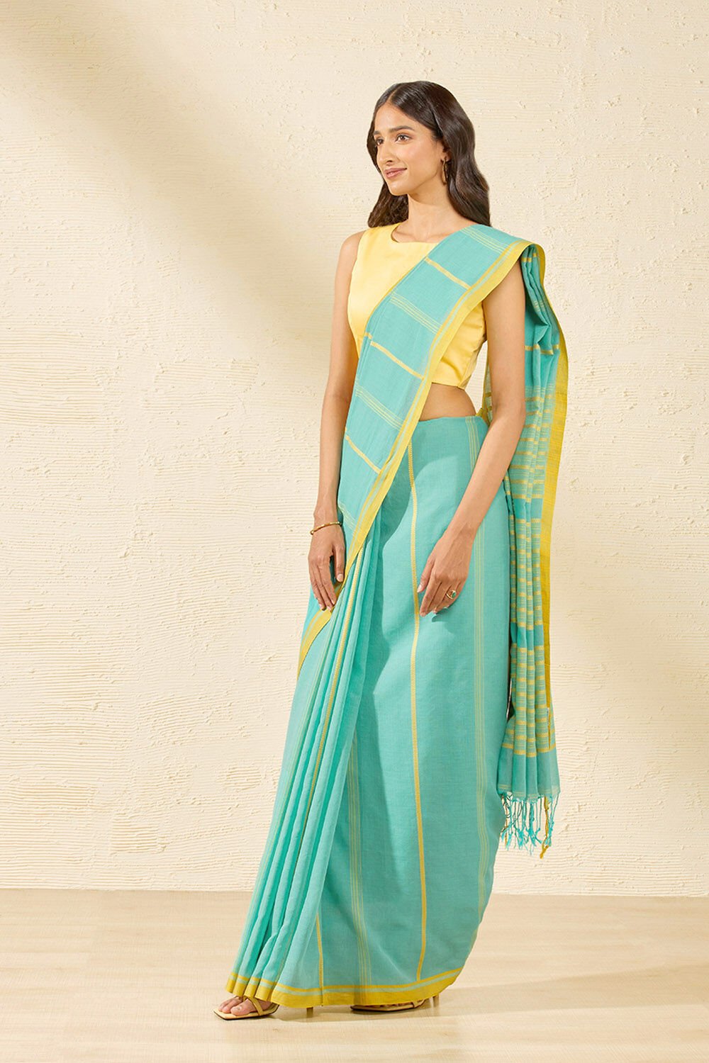 Blue Bengal Pure Cotton Jamdani Saree image number null