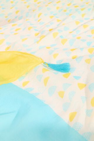 Off White Screen Printed Bengal Mulmul Saree thumbnail image number null