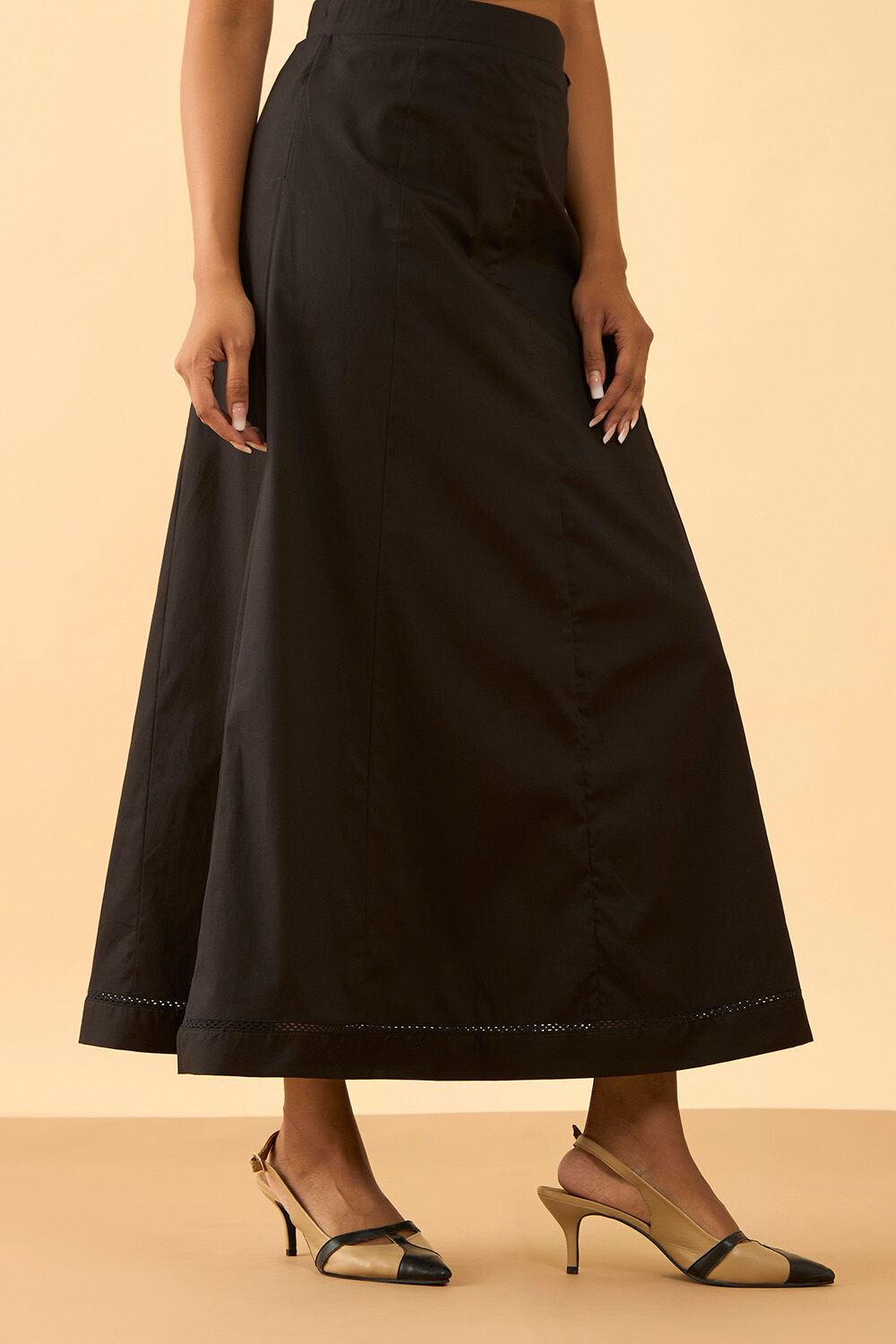 Black Woven Cotton Lycra Inskirt image number null