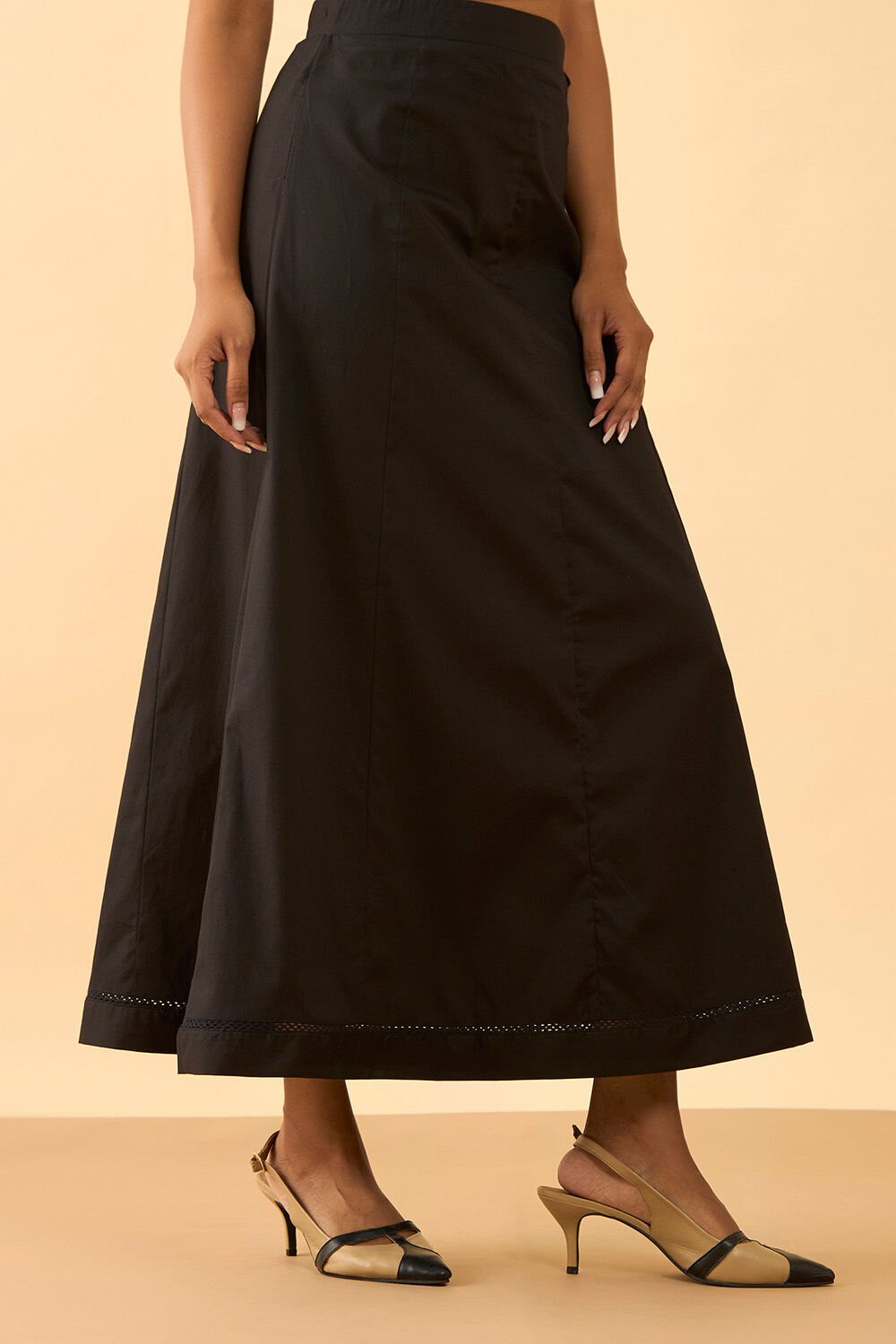 Black Woven Cotton Lycra Inskirt image number null