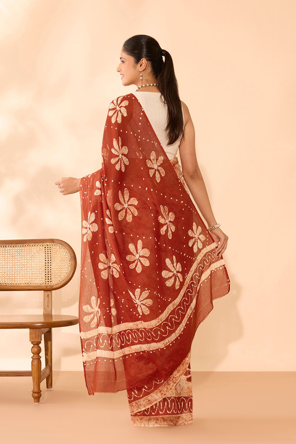 Dark Orange Ujjain Pure Cotton Batik Saree image number null