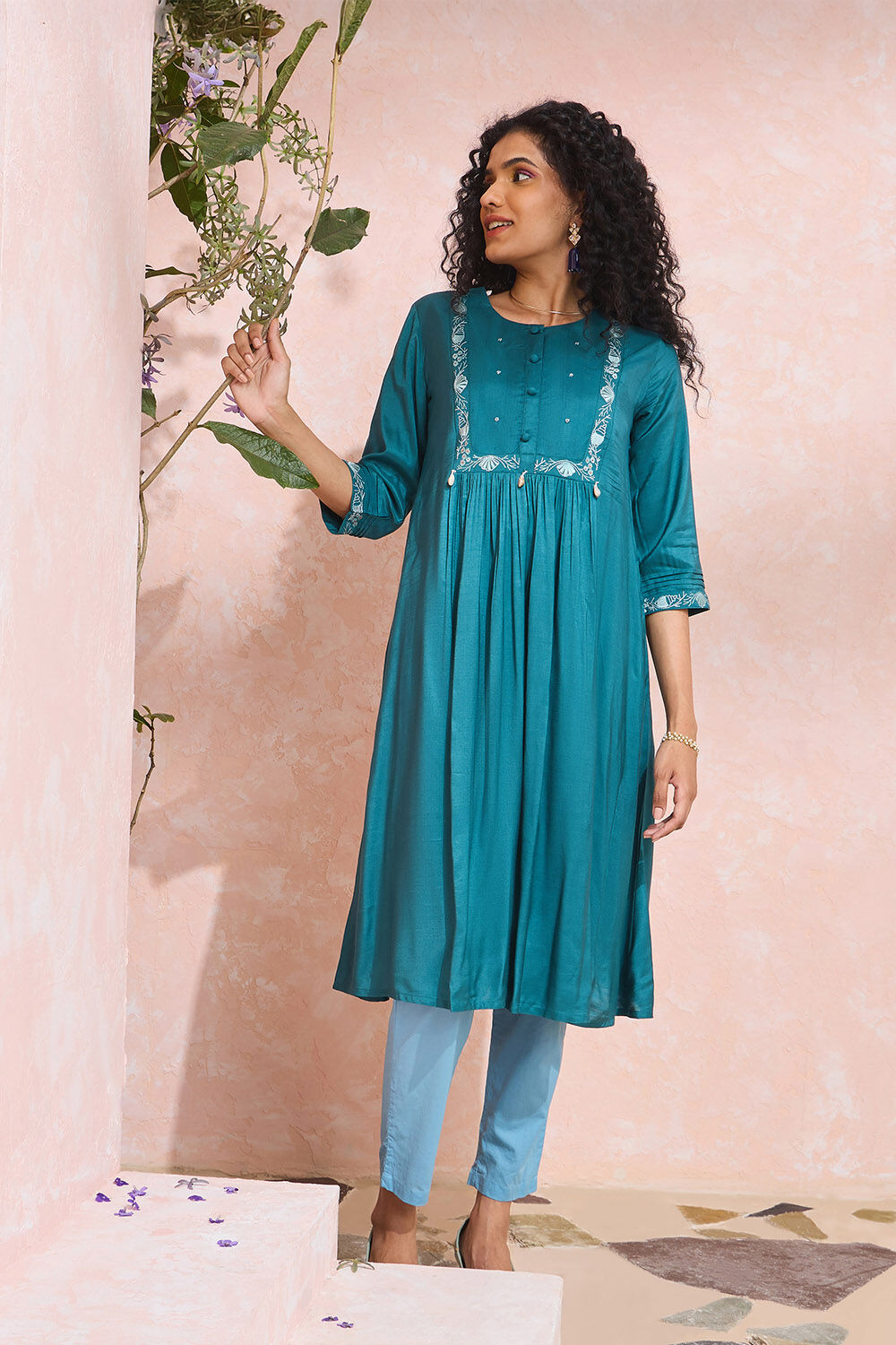 Dark Blue Viscose Embroidered Kurta image number null