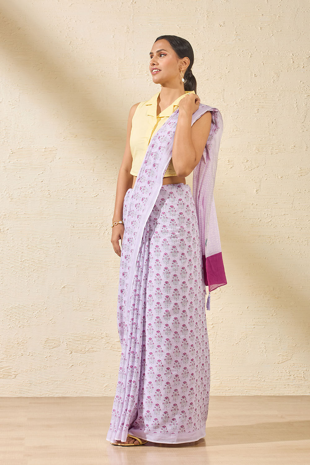 Light Violet Screen Printed Bengal Pure Mulmul Cotton Saree image number null