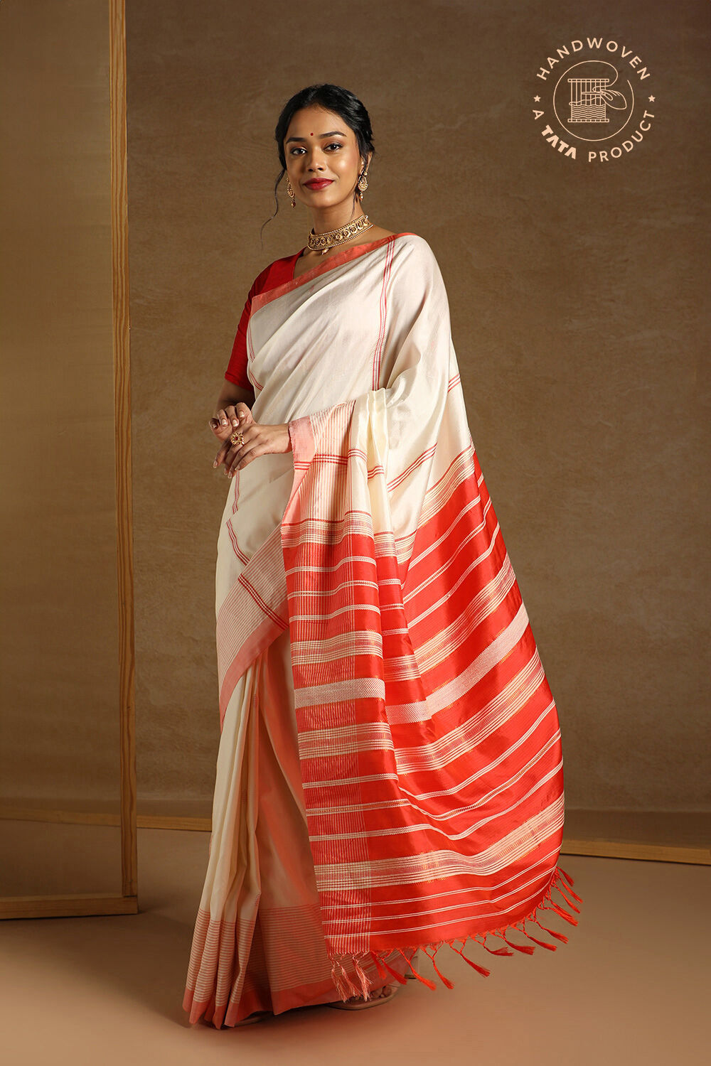 Off White Pure Silk Woven Bengali Saree Taneira Online Store