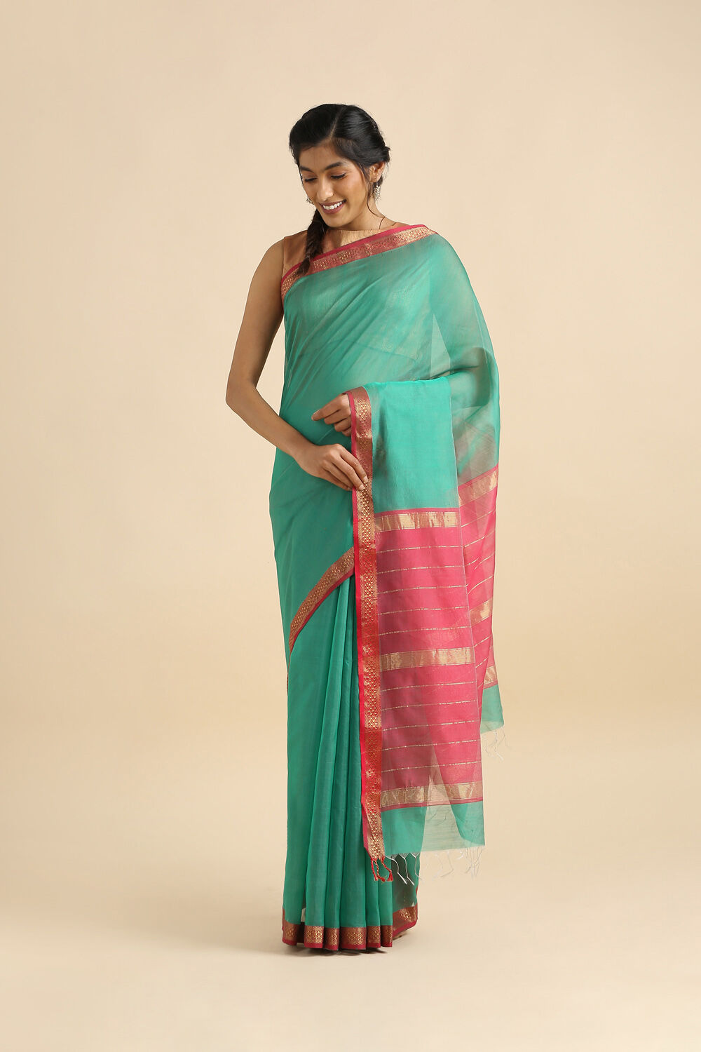 Green Pure Silk Cotton Maheswari Saree image number null
