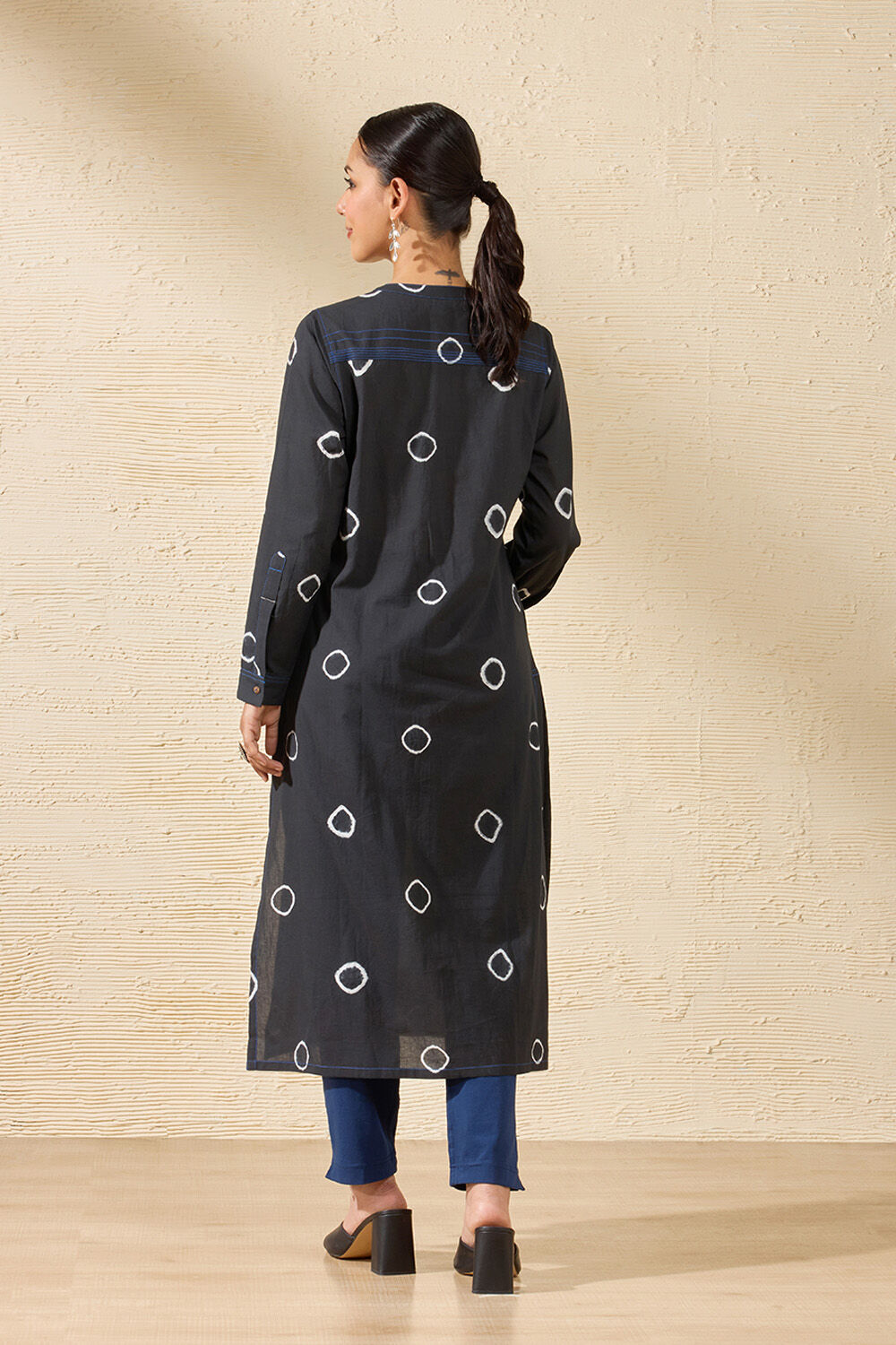 Black Pure Cotton Tie and Dye Kurta image number null