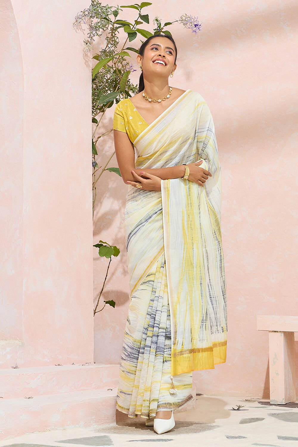 Light Yellow Pure Silk Cotton Tie and Dye Saree image number null