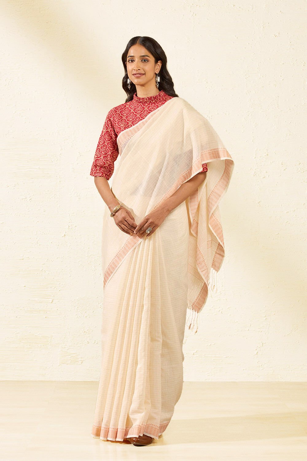 Off White Woven Pure Silk Cotton Bengal Saree image number null