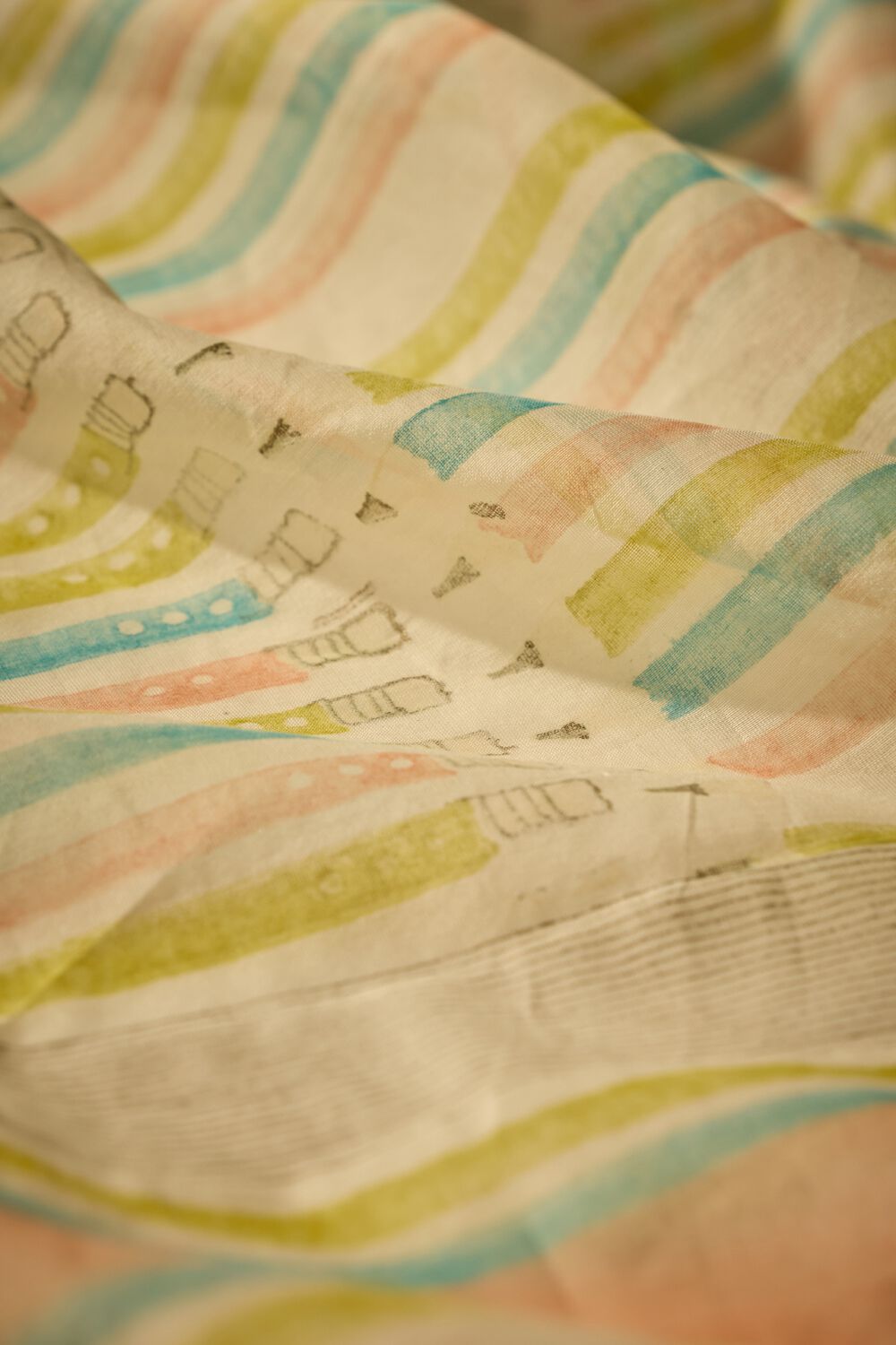 Off White Rajasthan Pure Silk Cotton Printed Sanganeri Saree image number null