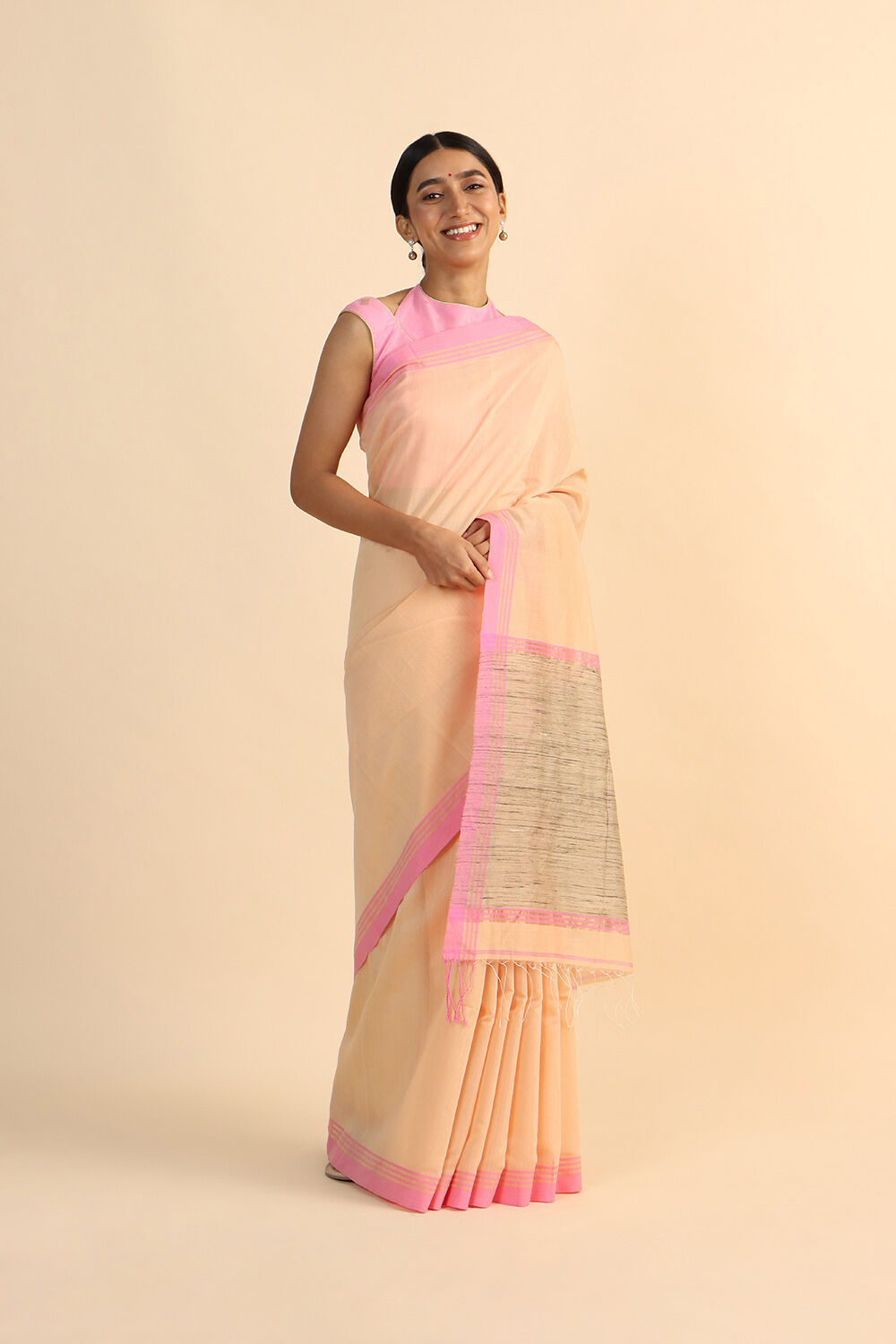 Beige Pure Silk Cotton Bengal Saree image number null