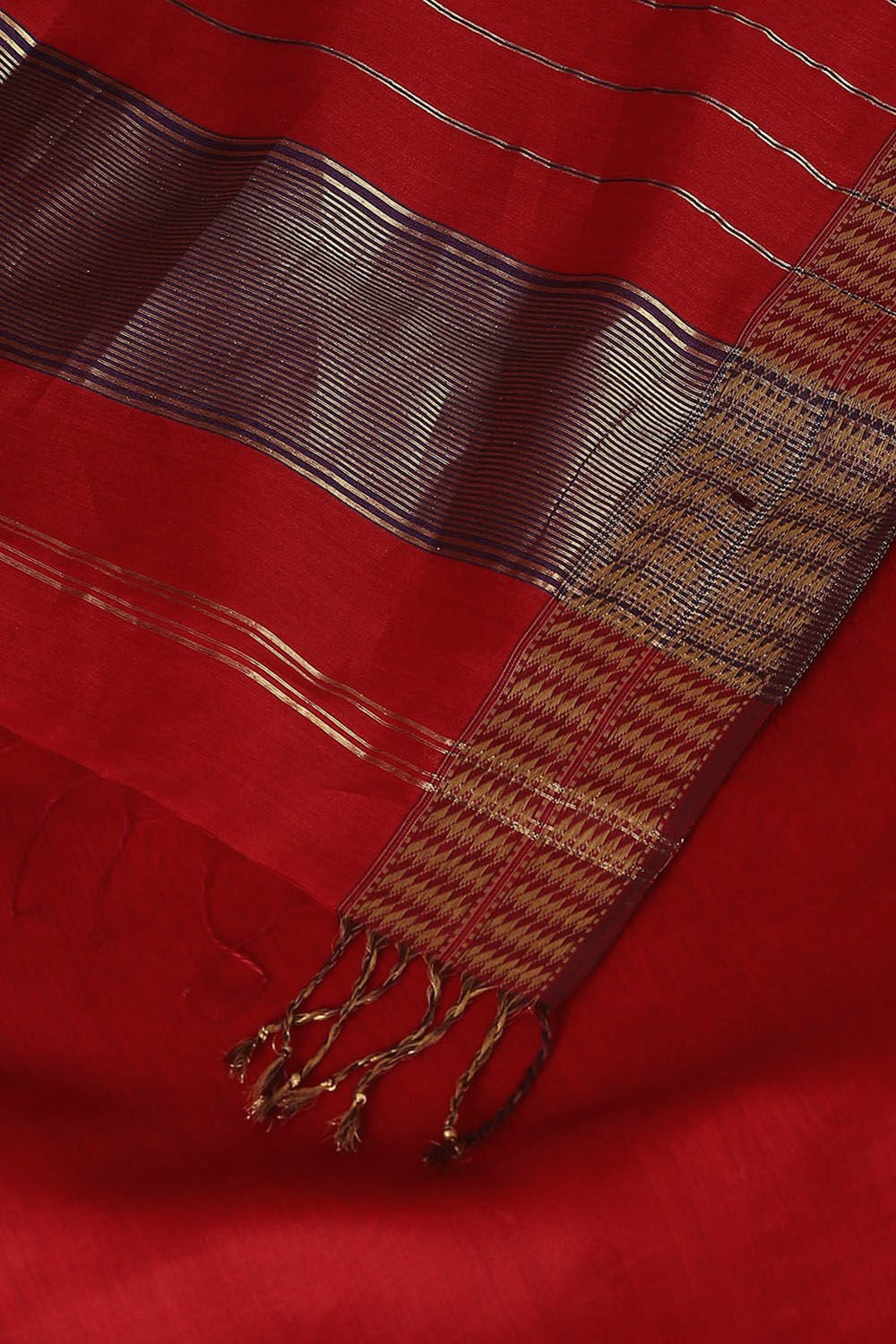 Red Pure Silk Cotton Maheswari Saree image number null