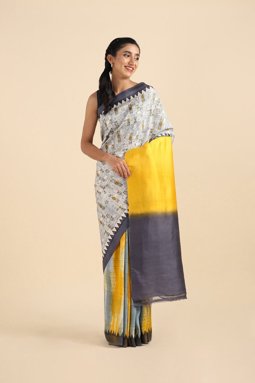 Off Pure White Silk Printed Saree image number null