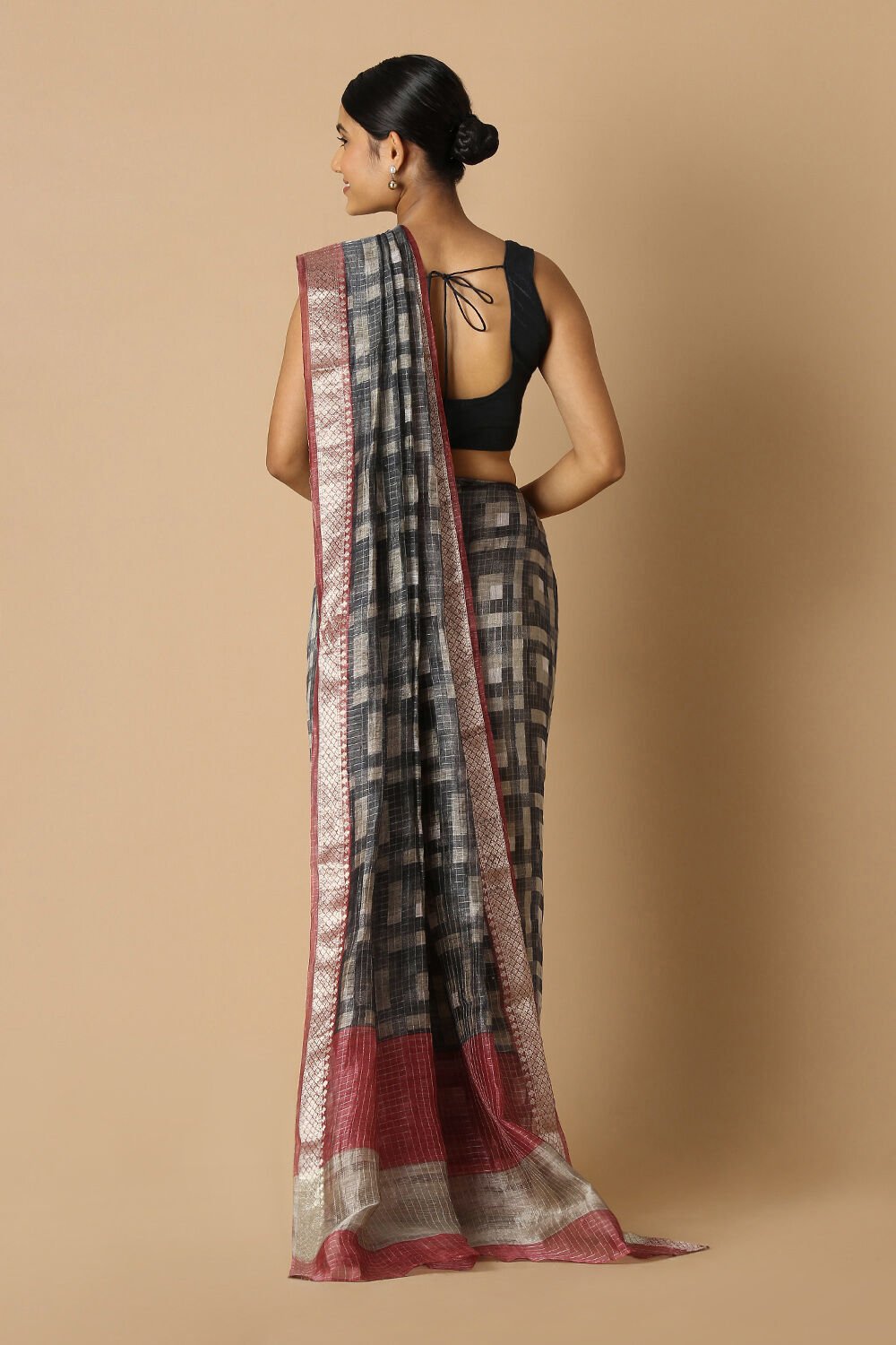 Grey Pure Silk Linen Digital Printed Saree image number null