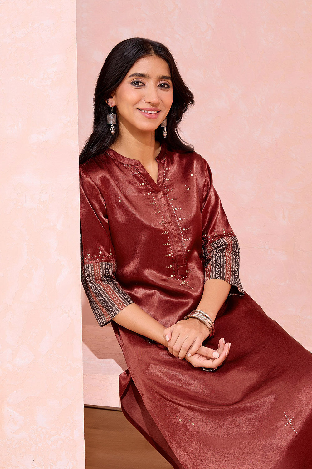 Dark Red Viscose Cotton Embroidered Kurta image number null