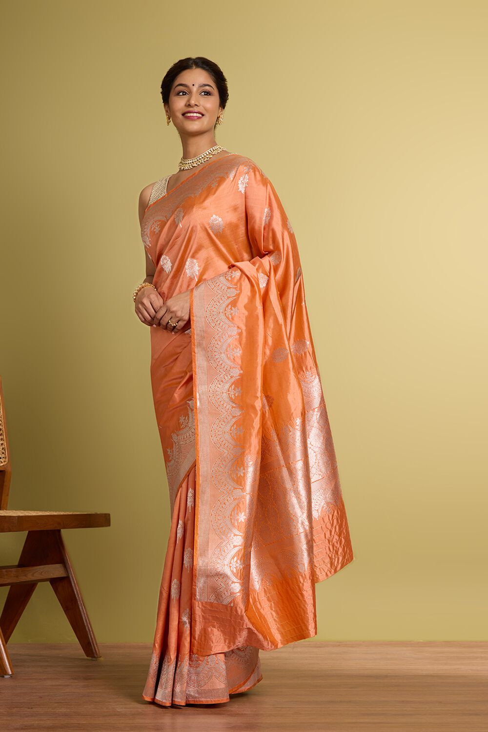 Light Orange Pure Silk Kadwa Banarasi Saree image number null