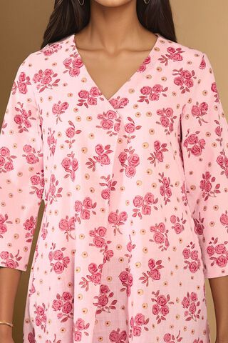 Light Pink Pure Cotton Screen Printed Kurta Set thumbnail image number null