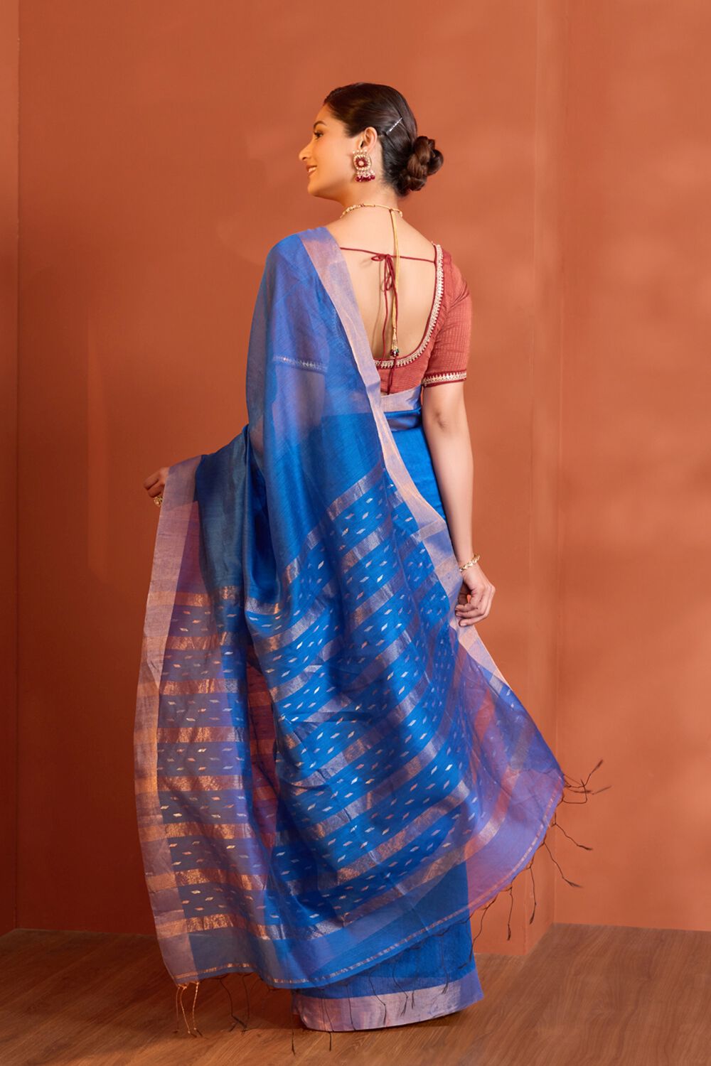 Blue Bengal Pure Silk Cotton Jamdani Saree image number null