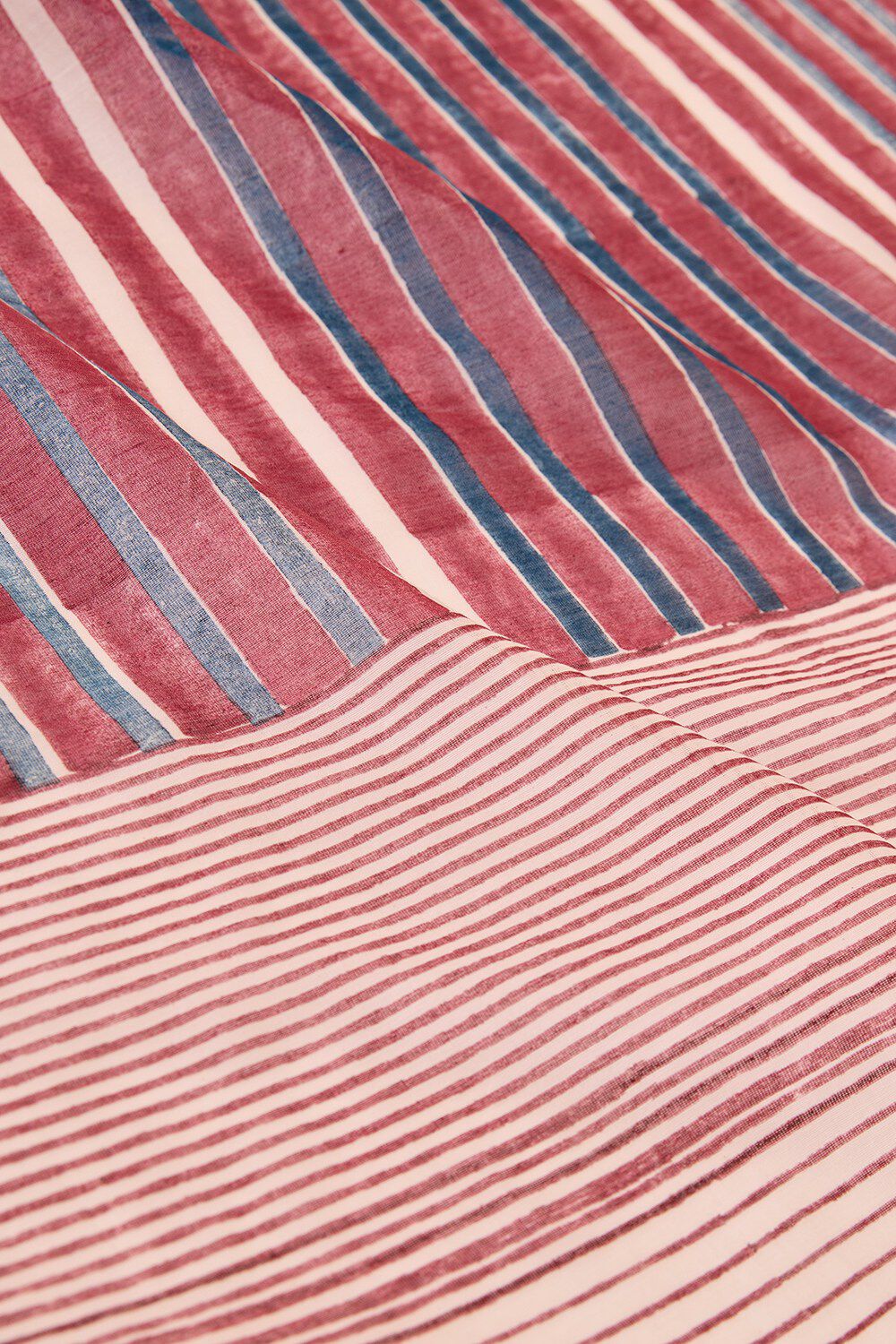 Off White Rajasthan Pure Silk Cotton Printed Sanganeri Saree image number null