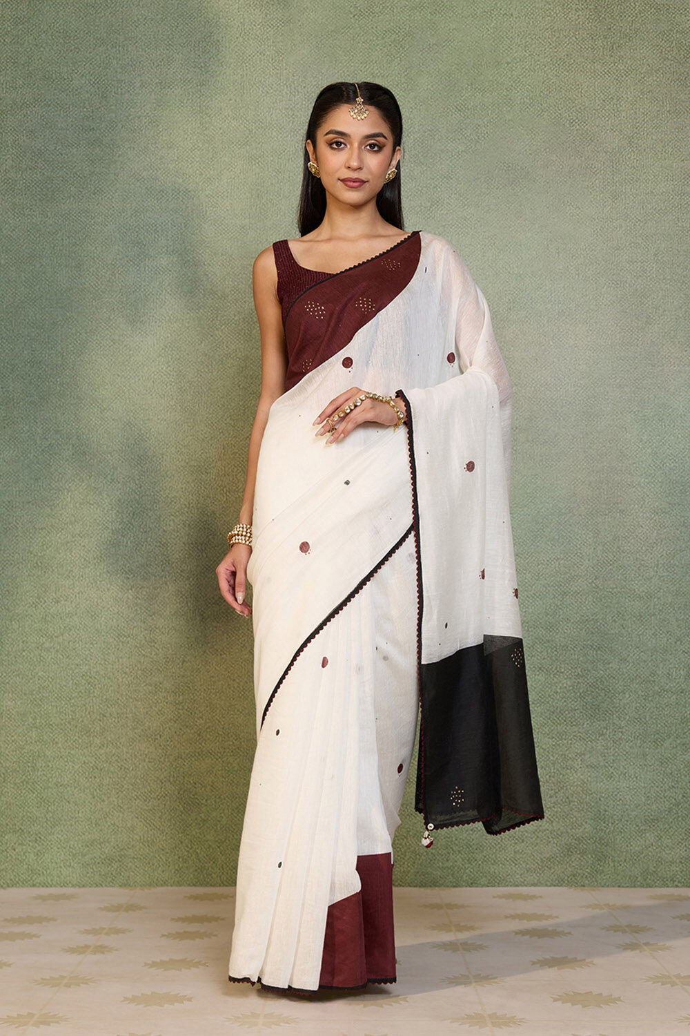 Off White Block Printed Pure Silk Linen Saree image number null