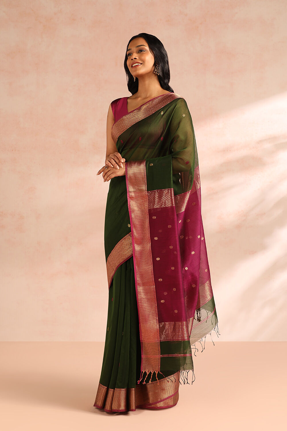 Dark Green Woven Pure Silk Cotton Maheshwari Saree image number null