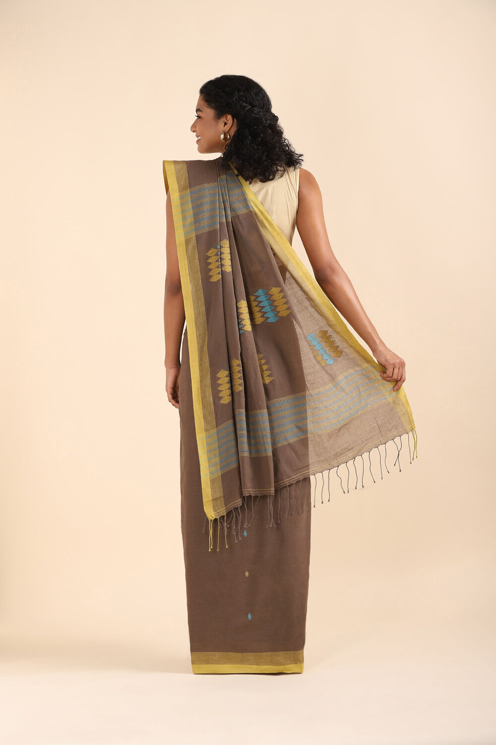 Brown Pure Cotton Jamdani Saree image number null