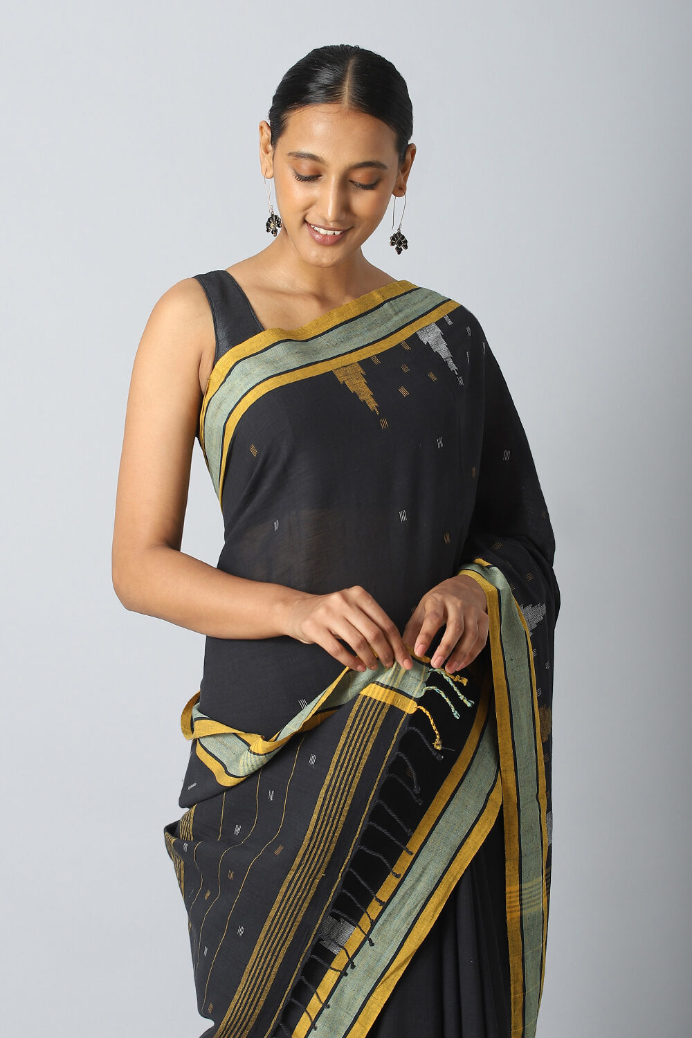 Black Pure Khadi Cotton Jamdani Saree image number null