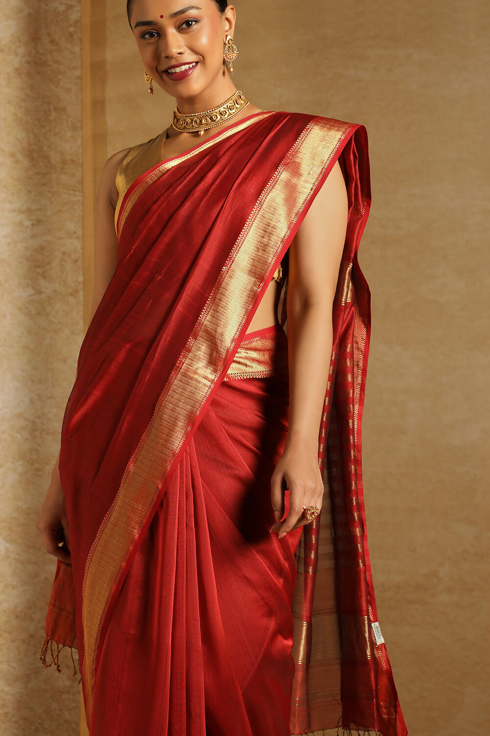 Dark Red Pure Silk Cotton Woven Maheshwari Saree image number null