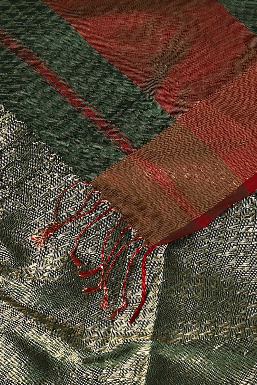 Dark Green Pure Silk Maheswari Saree image number null