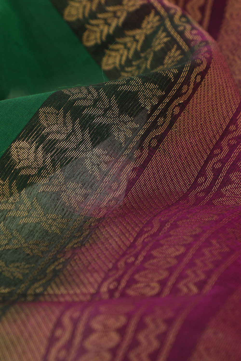 Green Pure Silk Cotton Woven South Saree image number null