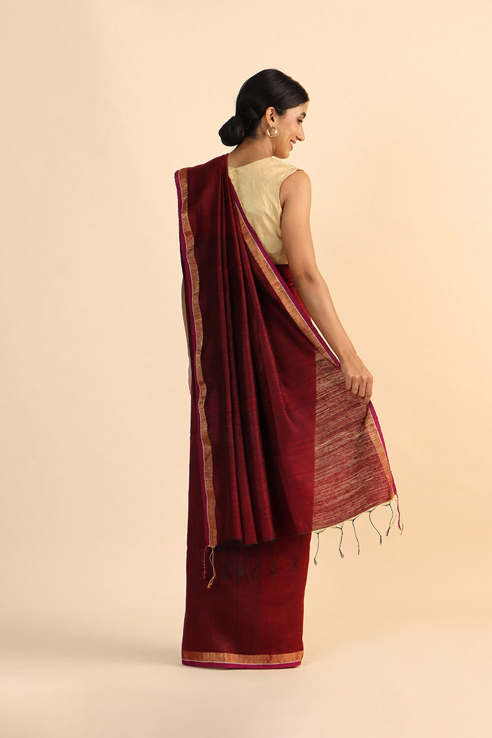 Dark Red Pure Pure Silk Vanya Bengal Saree image number null
