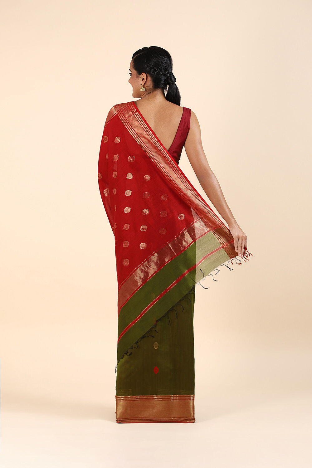 Green Pure Silk Cotton Maheswari Saree image number null