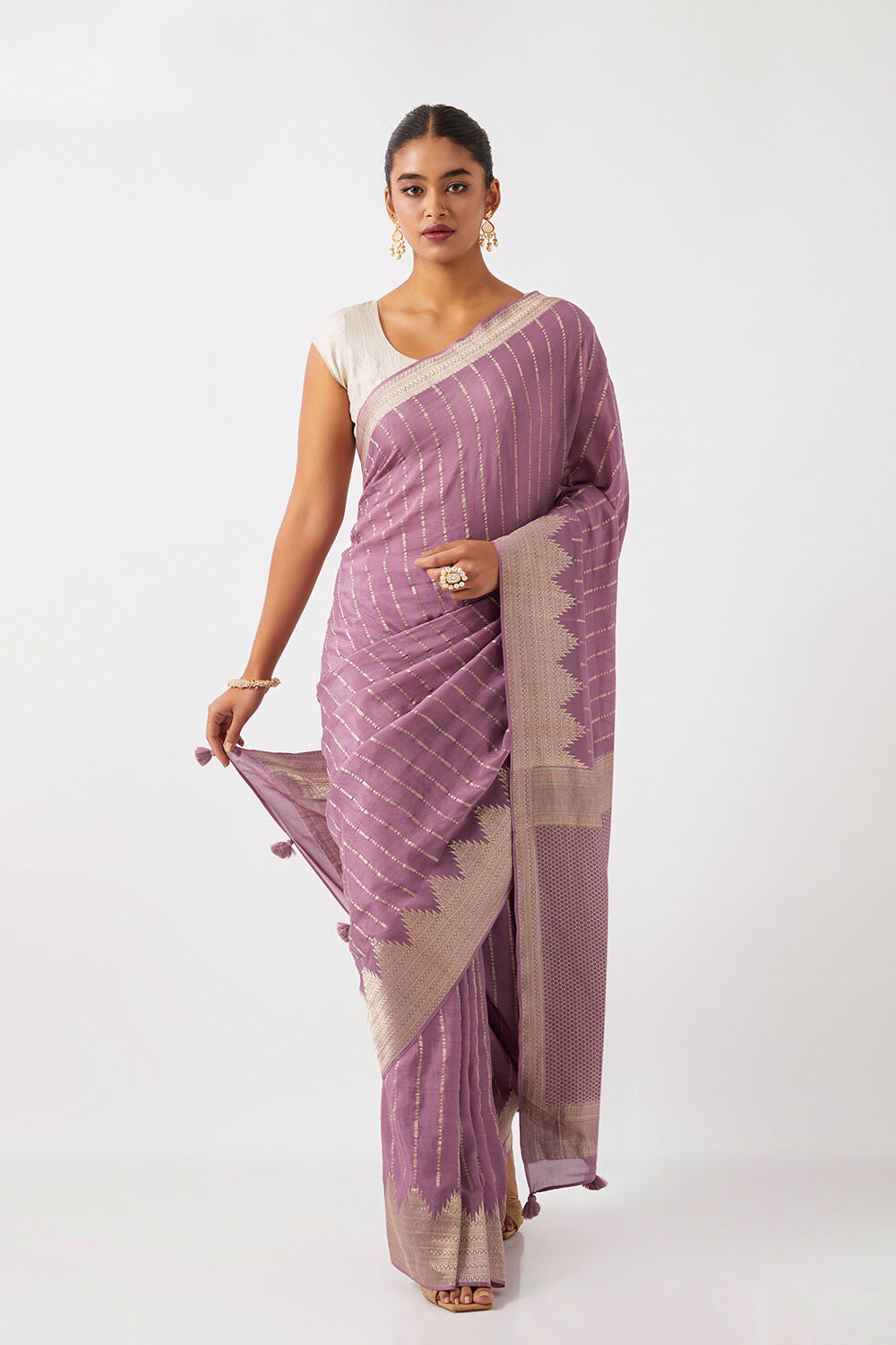Light Violet Pure Crepe Woven Saree image number null