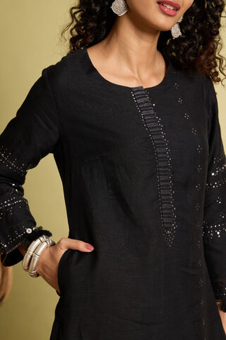 Black Viscose Mukaish Embroidery Kurta thumbnail image number null