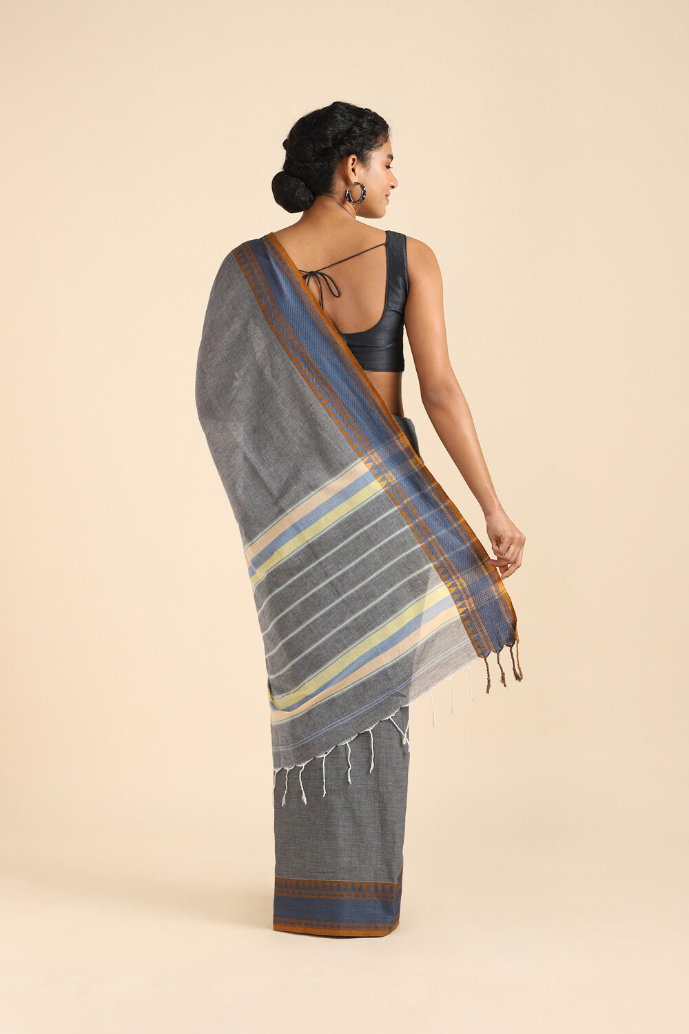 Grey Pure Cotton Bengal Saree image number null