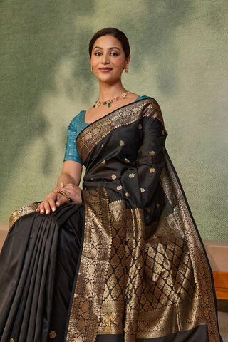 Black Silk Viscose Kadwa Banarasi Saree image number