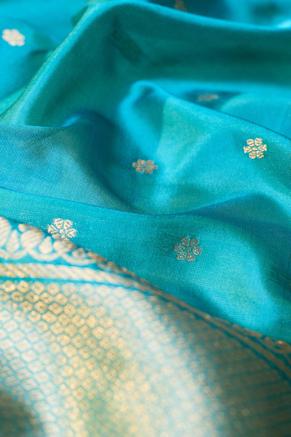 Blue Silk Viscose Cutwork Banaras  Saree image number null
