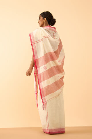 Off White Bengal Pure Cotton Jamdani Saree thumbnail image number null