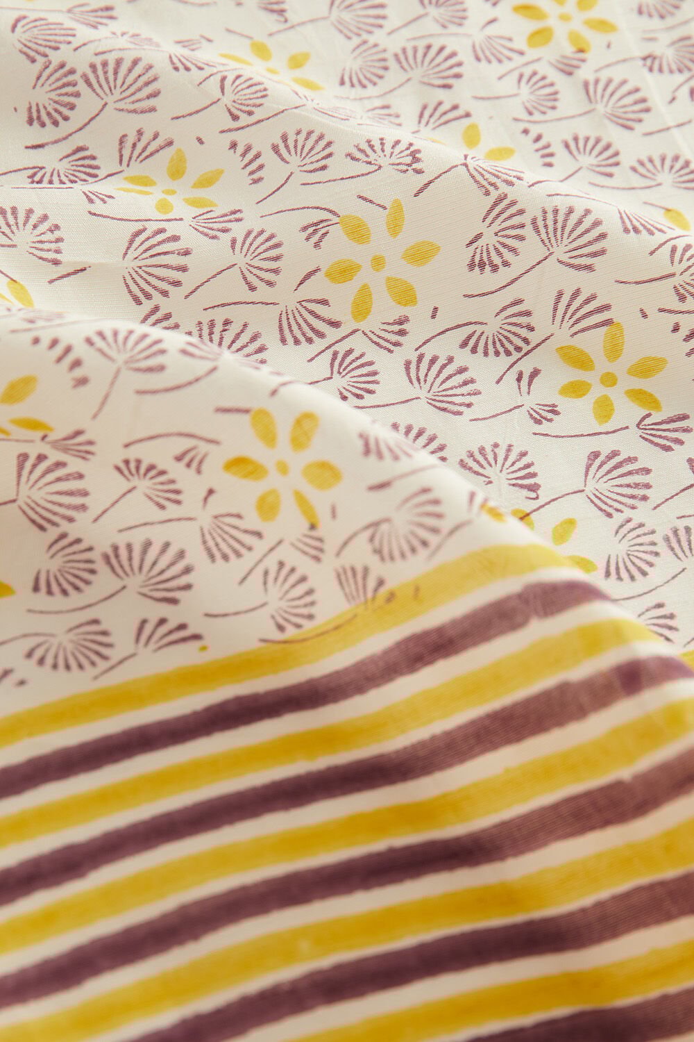 Violet Block Printed Viscose Luxe Rajasthan Saree image number null