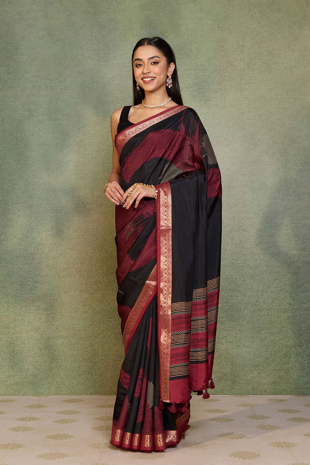 Black Printed Pure Viscose Saree image number null