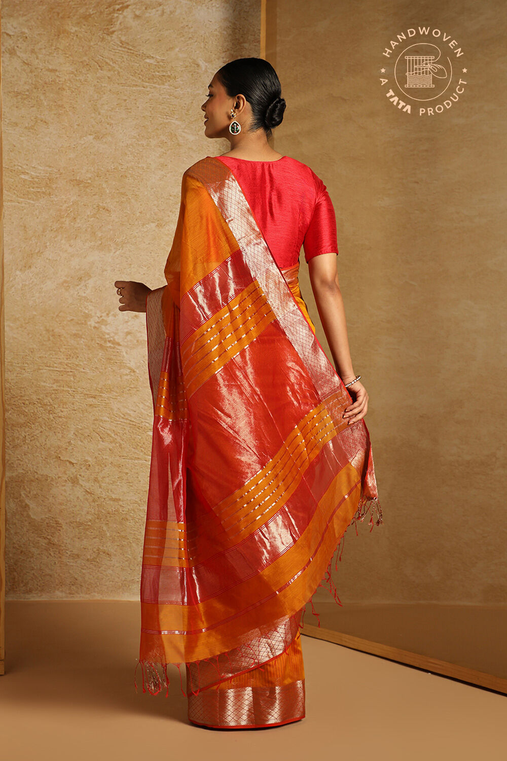 Orange Pure Silk Cotton Woven Maheshwari Saree image number null