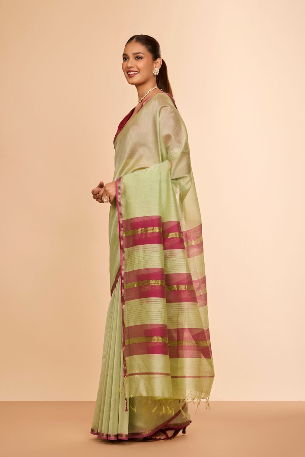 Light Green Woven Pure Silk Cotton Maheshwari Saree image number null